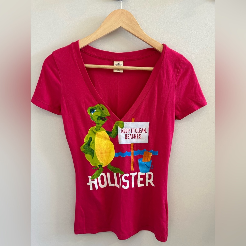 Hollister Keep it Clean Pink V NeckTee
